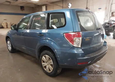 2009 Subaru Forester 2.5X из США, поврежденный, VIN JF2SH61649H784416